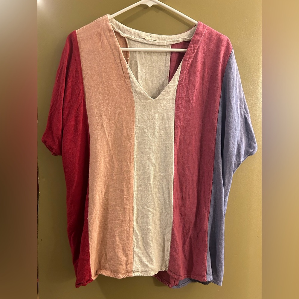 Entre Color Block V-neck Top
